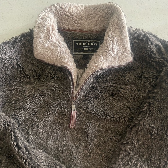 True grit pullover - Picture 3 of 3